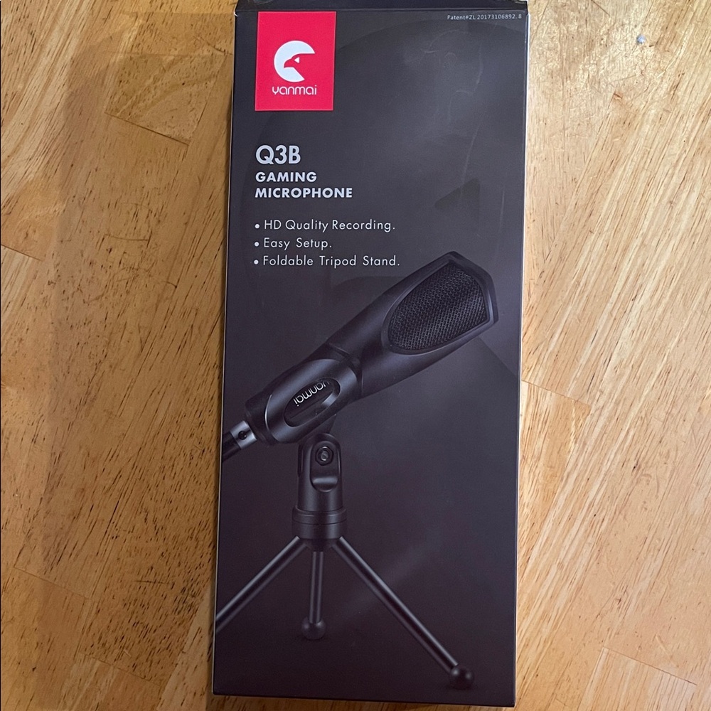 Q3B Black Gaming Microphone